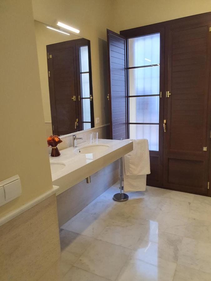 Habitaciones Casa Sevillana Centro エクステリア 写真