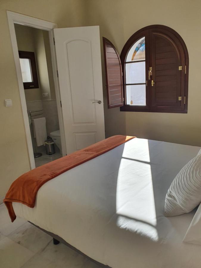 Habitaciones Casa Sevillana Centro エクステリア 写真