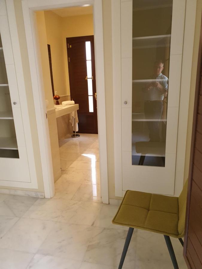 Habitaciones Casa Sevillana Centro エクステリア 写真